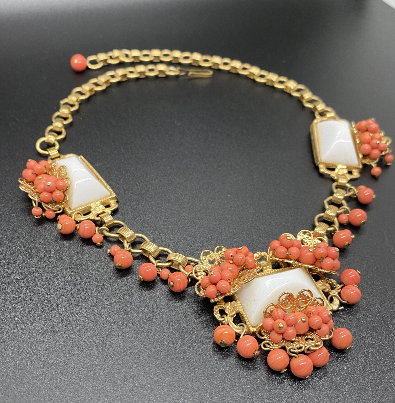Side view Vintage Coral Bead Bib Necklace