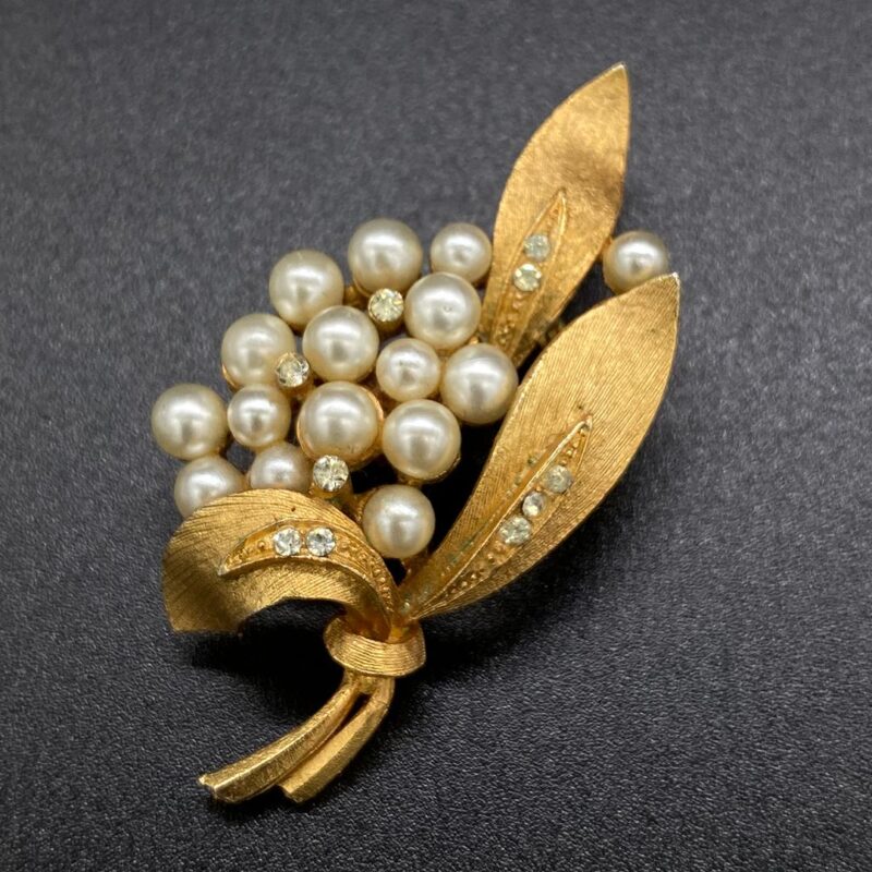 1960s Faux Pearl Floral PIn