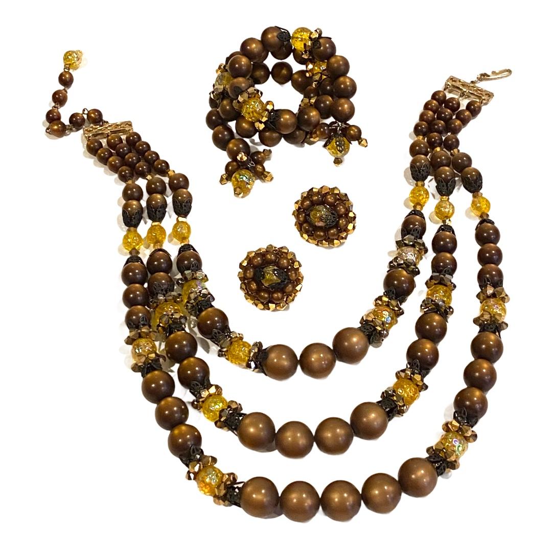 Hobe necklace on sale