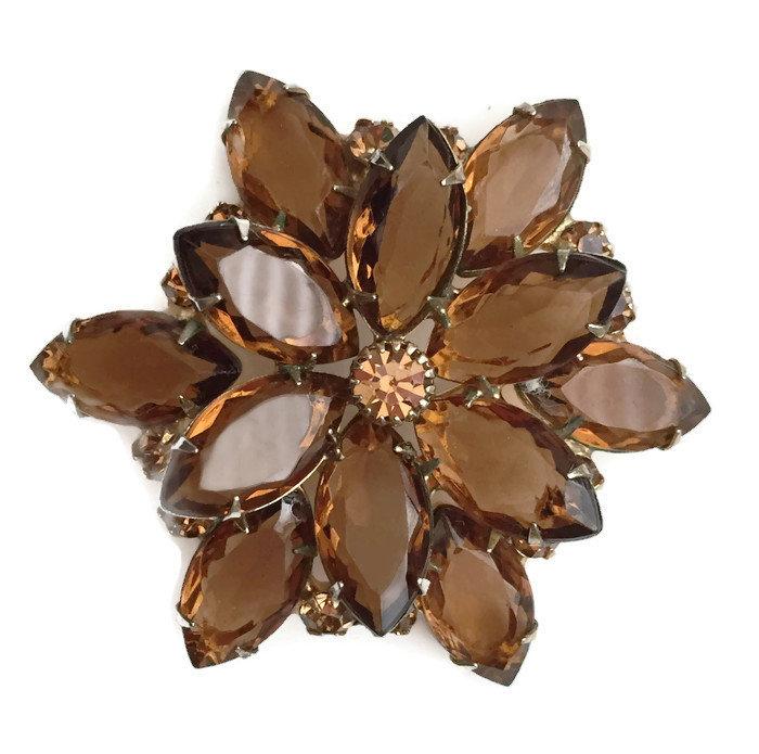 topaz-colored Brooch or Pin