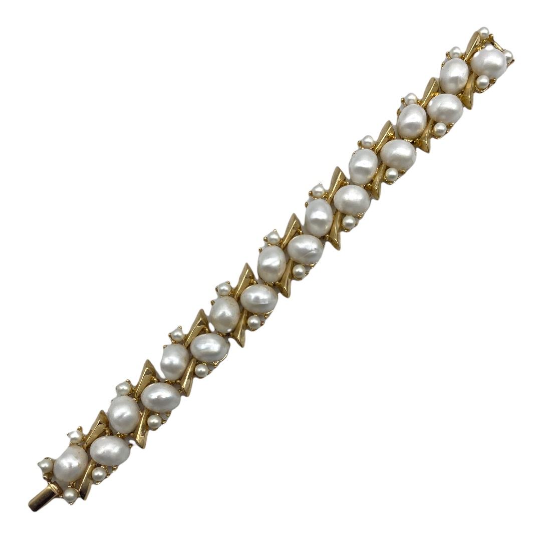 Vintage Trifari Gold-tone Faux Pearl Bracelet