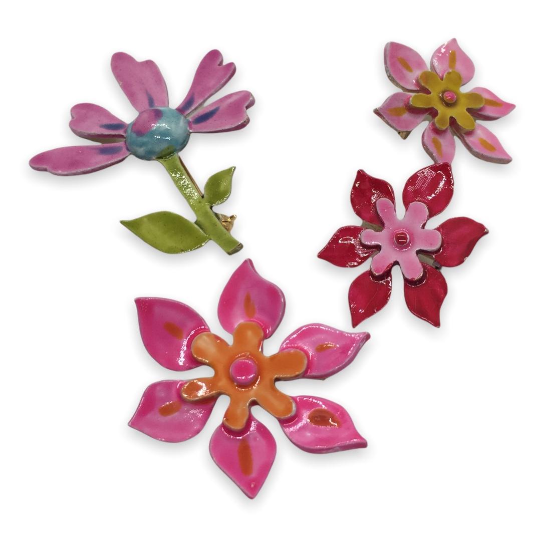 Vintage 1960s Enamel Flower Pins by Accessocraft - The Jewelry Stylist
