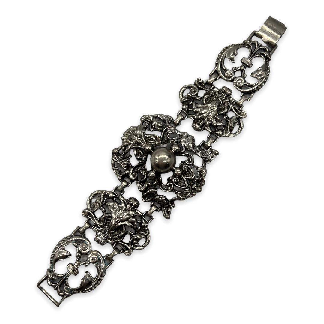 Baroque Pierced Metalwork Flexible Link Bracelet