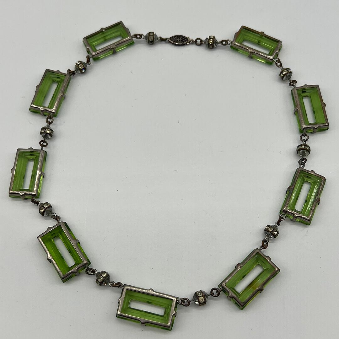 Art Deco green glass collar necklace