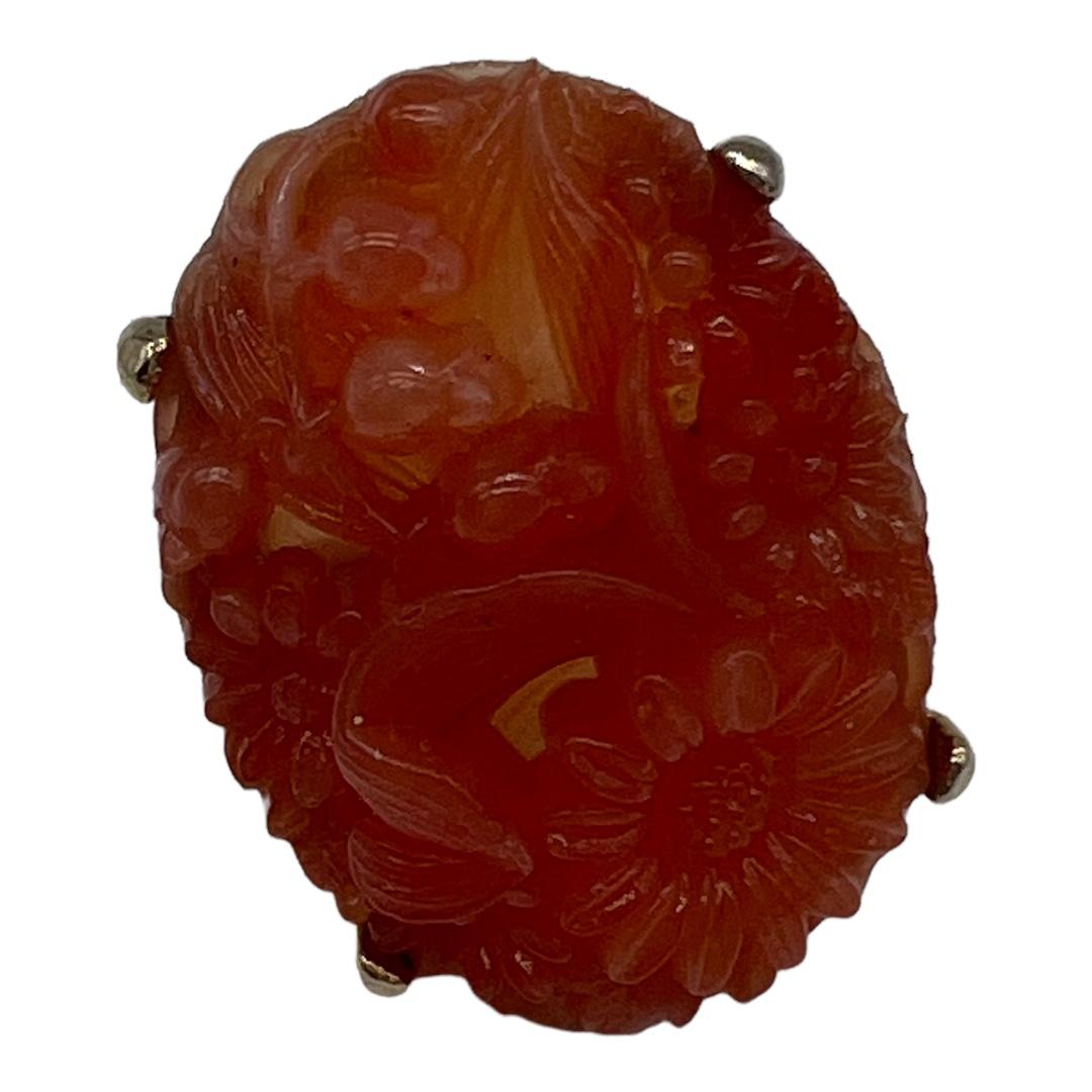 Faux carnelian carved glass fashion ring