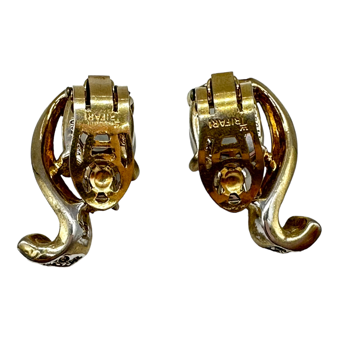 1940 Trifari Swirling Cabochon Earrings