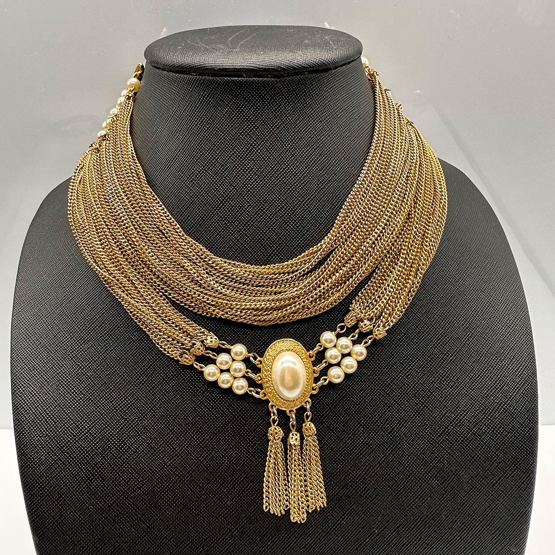 Vintage West German faux pearl bib or festoon necklace
