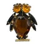 Cute Alice Caviness rhinestone owl brooch.