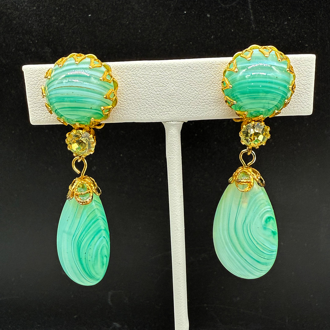 Stunning Hattie Carnegie glass pendant earrings.