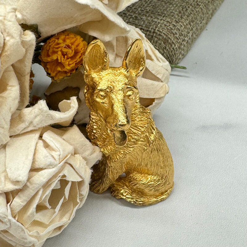 Trifari German shepherd dog brooch.