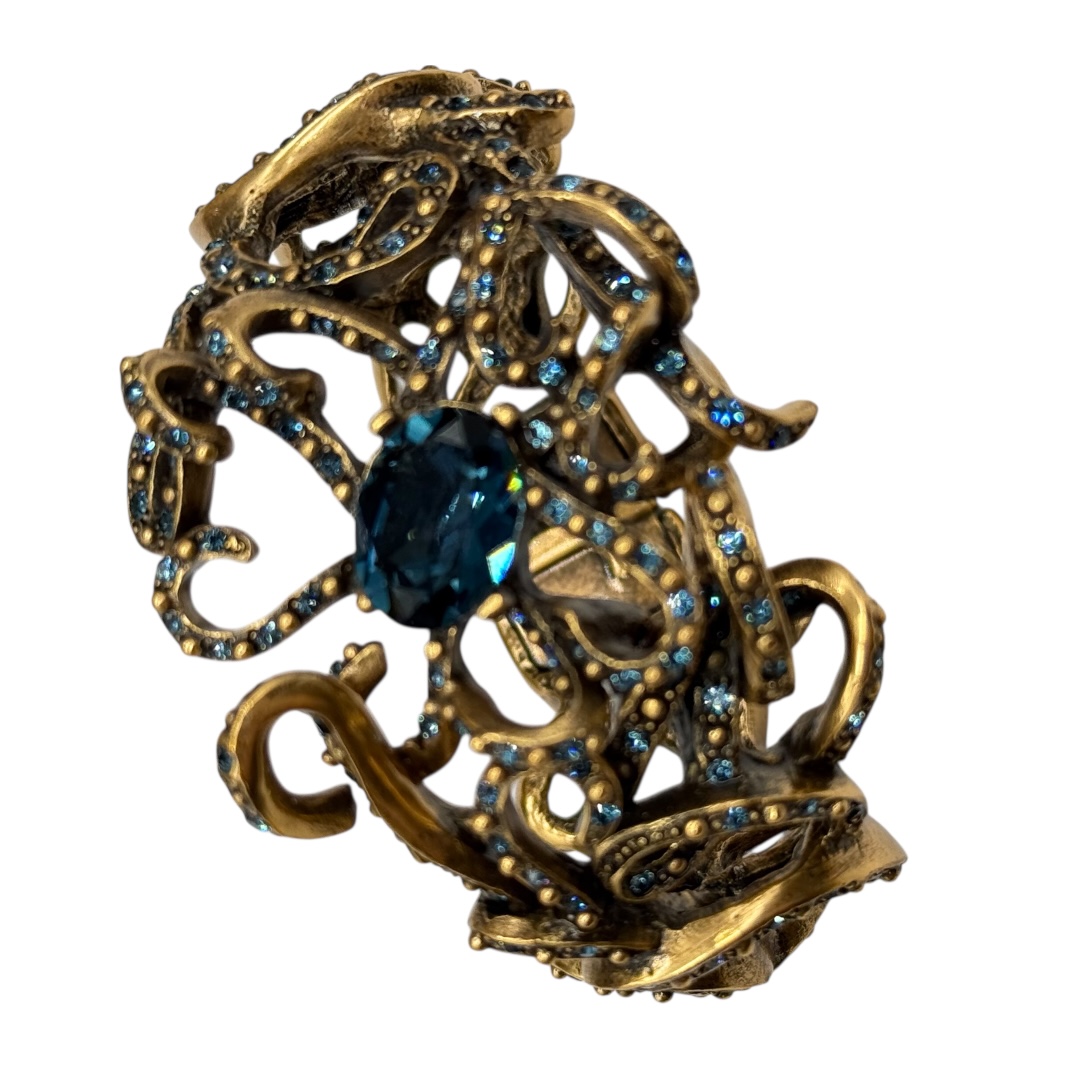 Oscar de la Renta sapphire color bracelet
